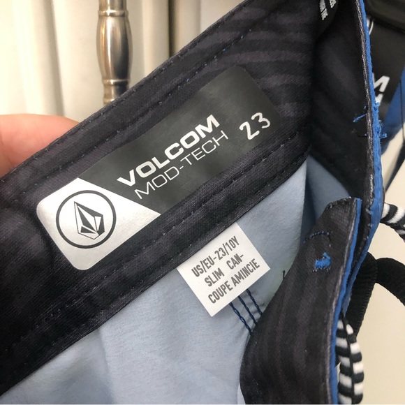 NWT Volcom Modtech boys board shorts - Picture 8 of 10